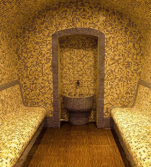 Mirage Hotel   Struga