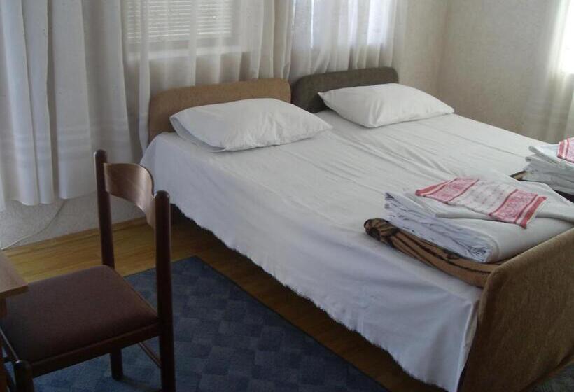 Residence Krstanoski