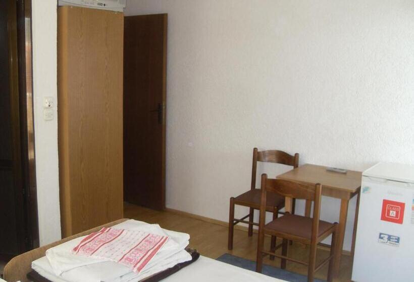 Residence Krstanoski