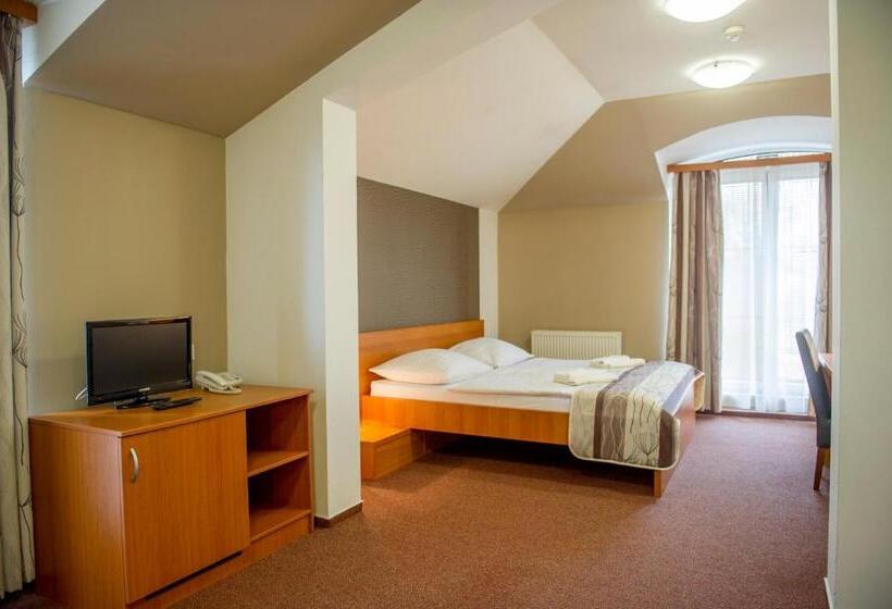 渡假胜地  Wellness Hotel Thermal