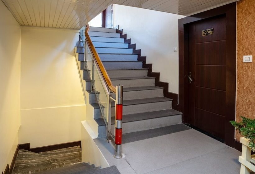 호텔 Treebo Eeshan Rodhi Resort, Darjeeling