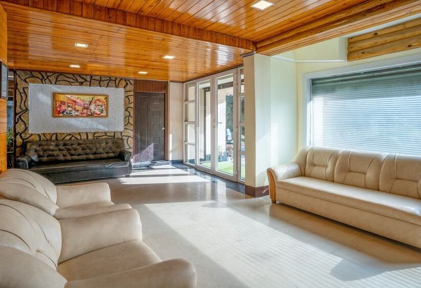 호텔 Treebo Eeshan Rodhi Resort, Darjeeling