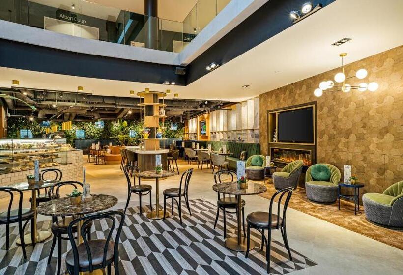 Corendon Amsterdam Schiphol Airport, a Tribute Portfolio Hotel