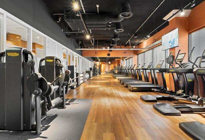 Corendon Amsterdam Schiphol Airport, a Tribute Portfolio Hotel