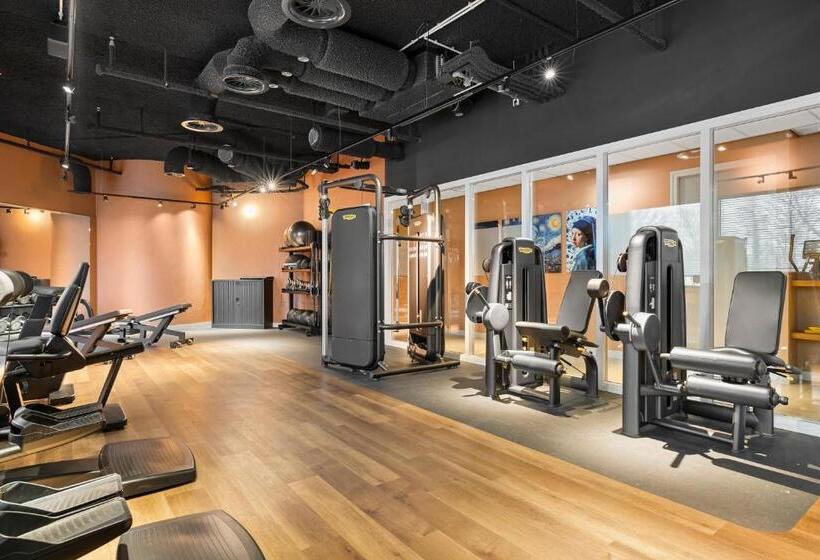 Corendon Amsterdam Schiphol Airport, a Tribute Portfolio Hotel