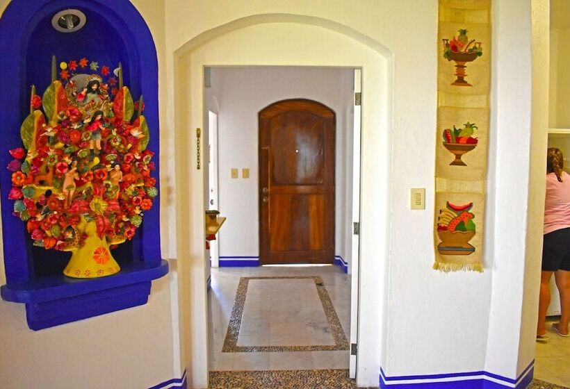 Отель Aca Suites Ixtapa