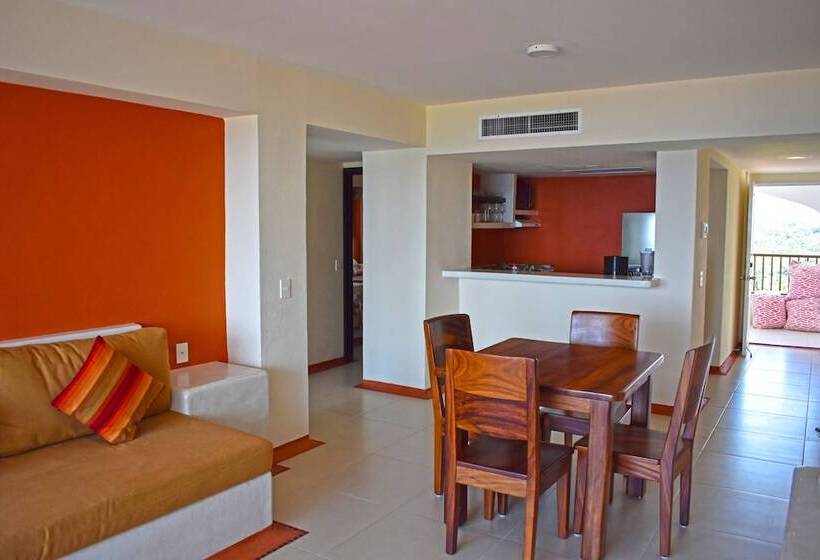 Отель Aca Suites Ixtapa