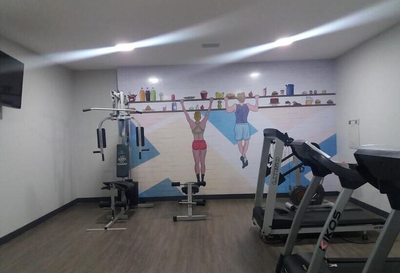 בית מלון כפרי Nacional Inn Bauru