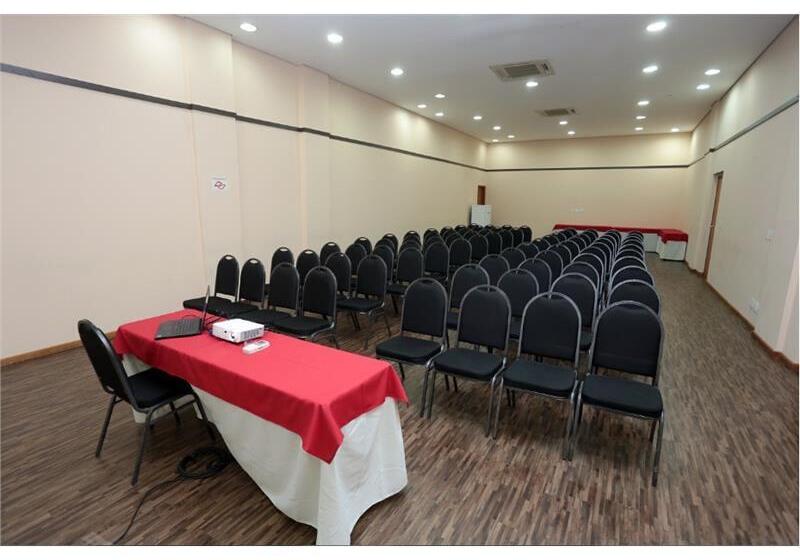 בית מלון כפרי Nacional Inn Bauru