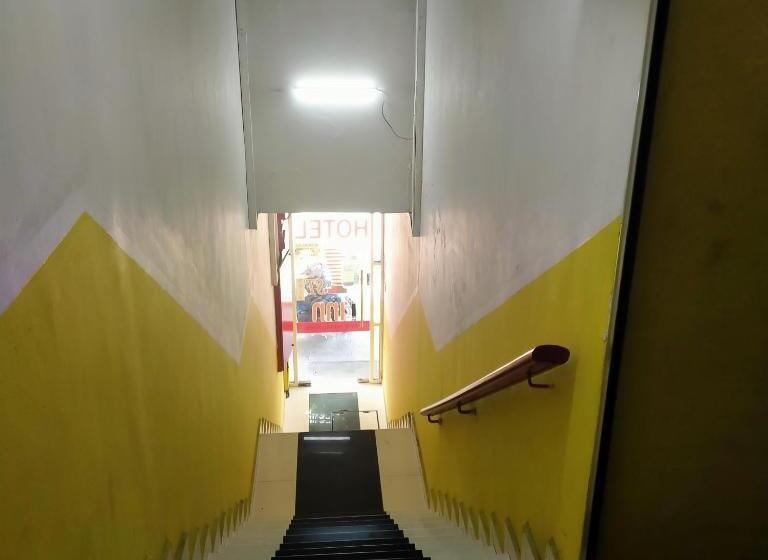 1st Inn Hotel Glenmarie