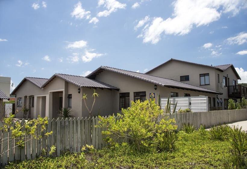 فندق صغير Afrovibe Beach Villa