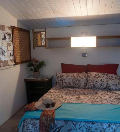 Общежитие Hazyview Adventure Backpackers