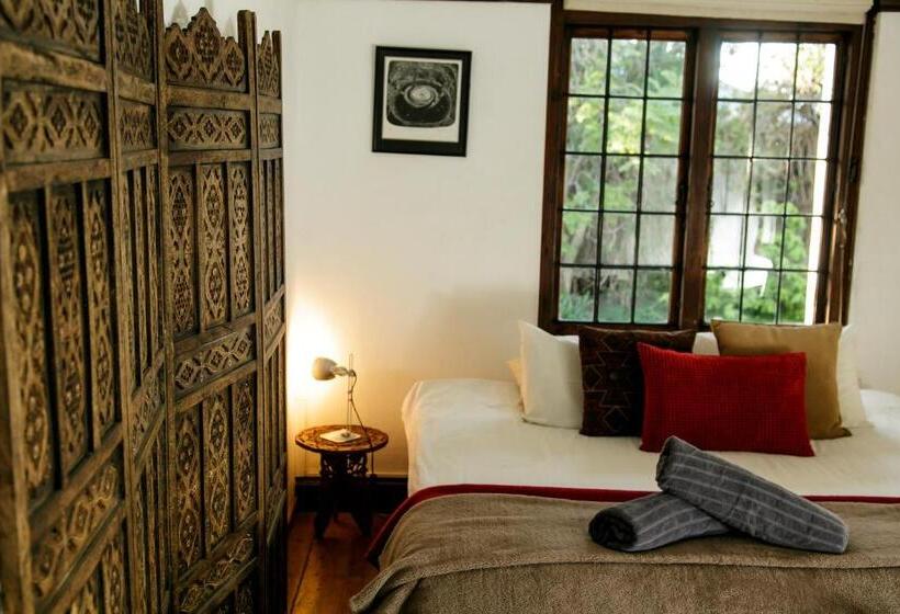 هاستل Karoo Soul