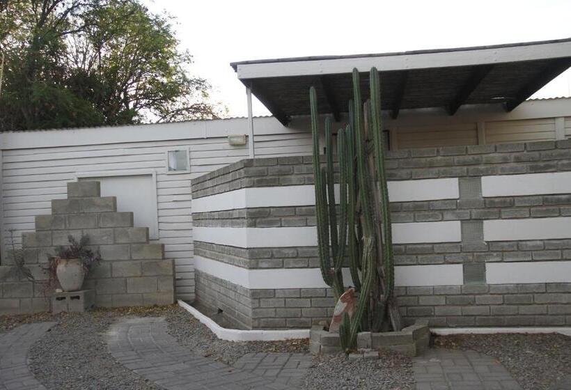 هاستل Karoo Soul