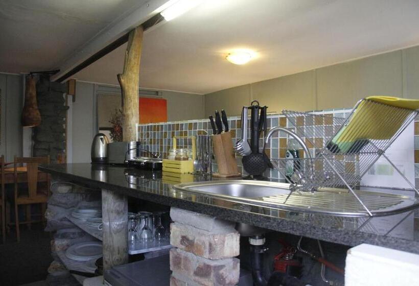 هاستل Karoo Soul