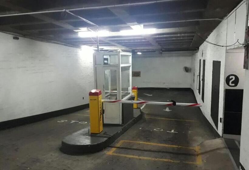 ユースホステル Seaboard Hotel & Holiday Apartments