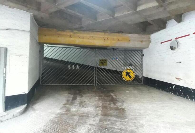 Общежитие Seaboard Hotel & Holiday Apartments