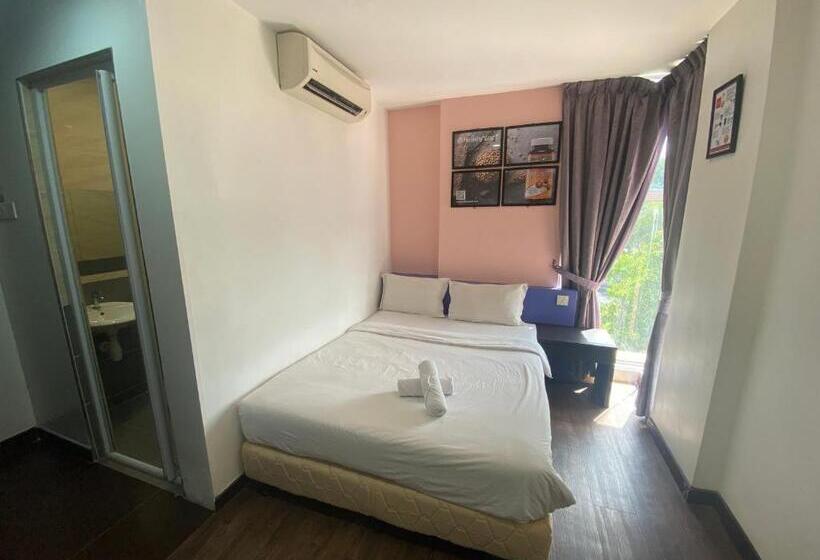 הוסטל Timez Business