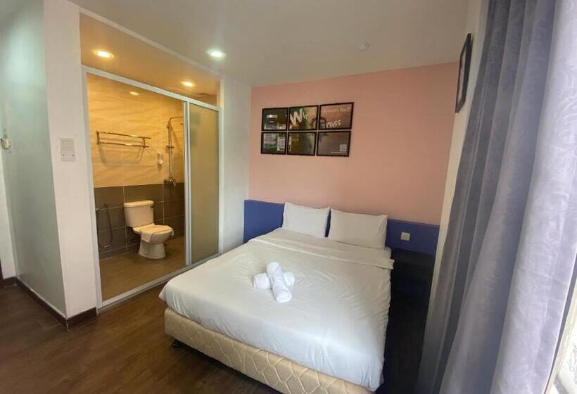 הוסטל Timez Business