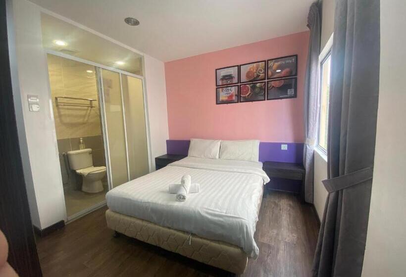 הוסטל Timez Business