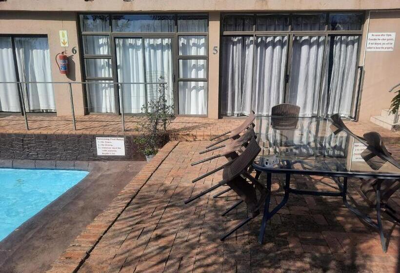 Aviators Retreat B&b