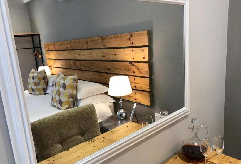 مبيت وإفطار The Garden Shed Guest House