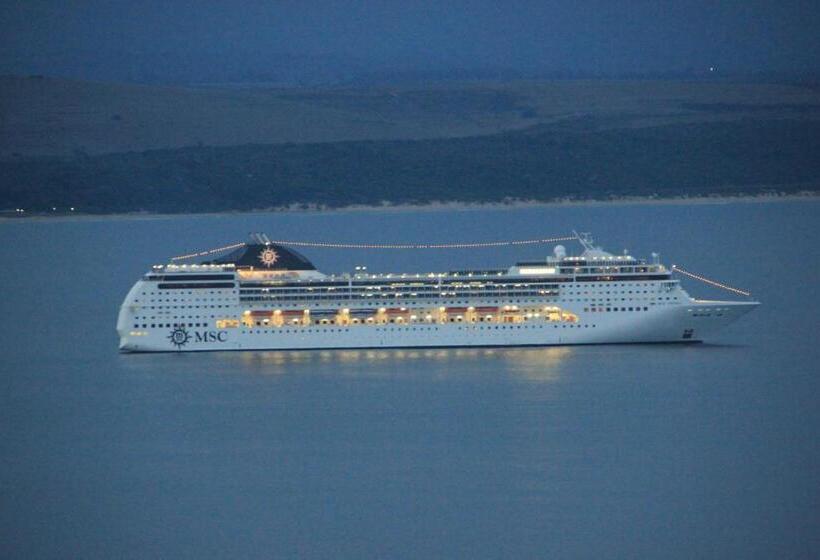 צימר 3coloursblue Guest House