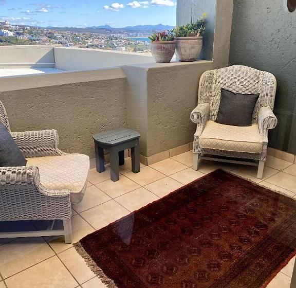 ベッドアンドブレックファースト 3coloursblue Guest House