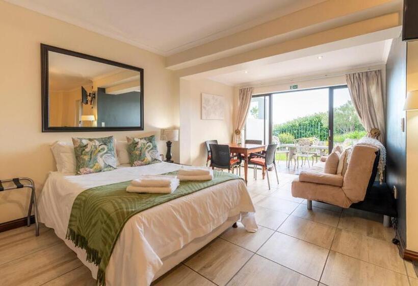 Bed and Breakfast 6 On Protea