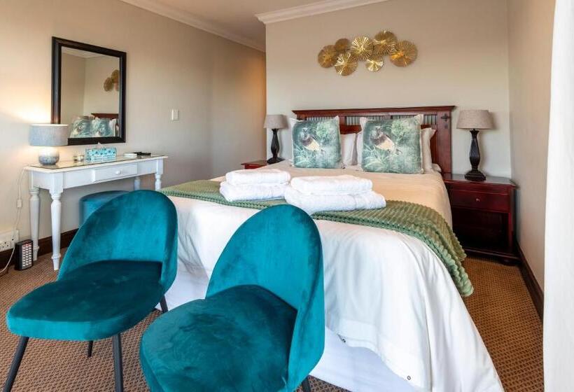 Bed and Breakfast 6 On Protea