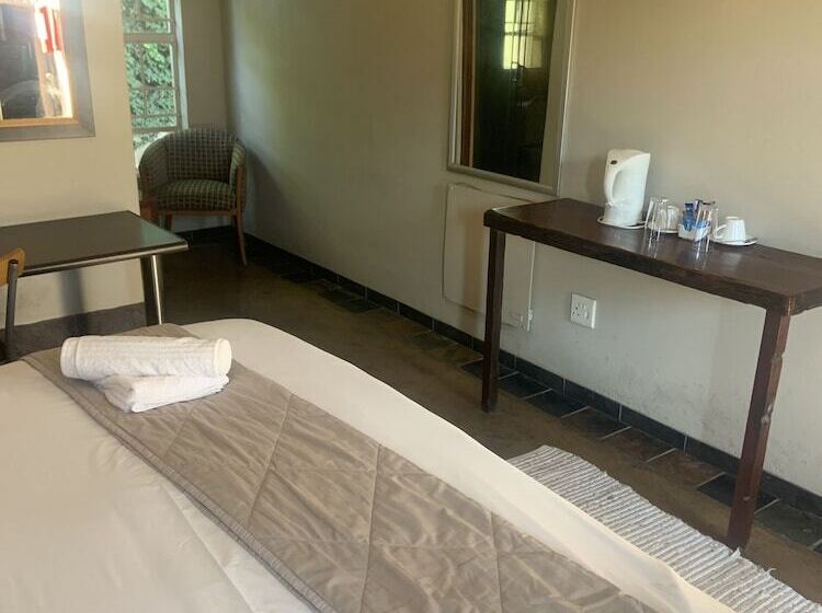 مبيت وإفطار Africa Footprints Guest House