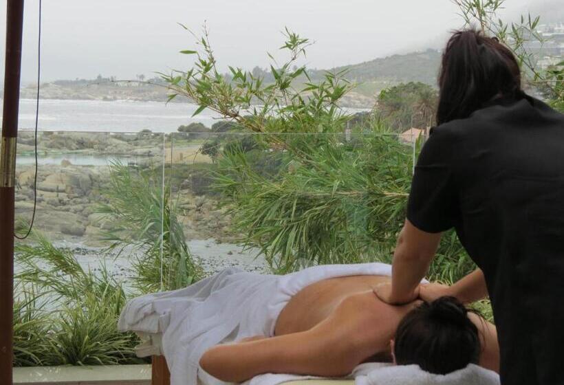 ベッドアンドブレックファースト Azamare Guest House