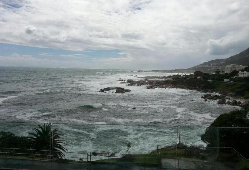 ベッドアンドブレックファースト Azamare Guest House