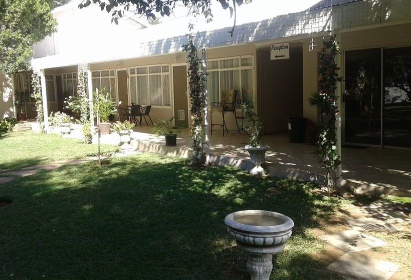 مبيت وإفطار Black Swan Guest House
