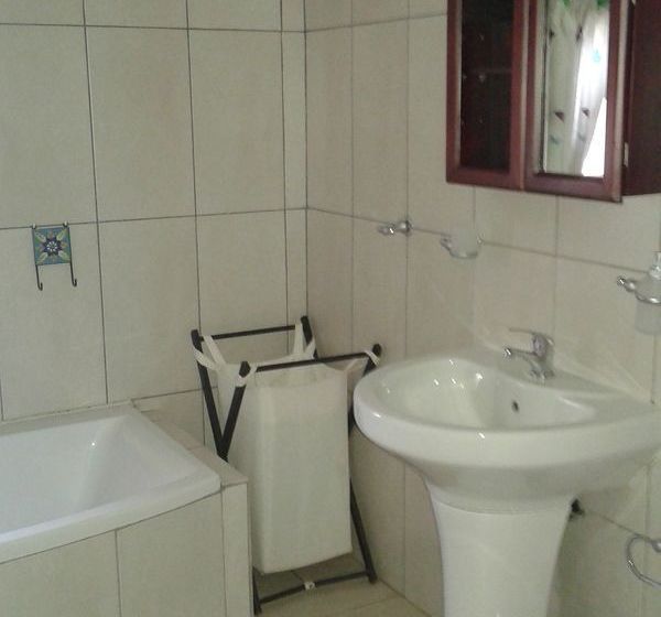 ベッドアンドブレックファースト Black Swan Guest House