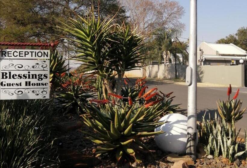 مبيت وإفطار Blessings Guesthouse