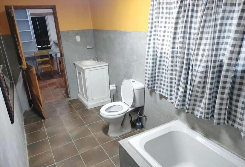 ベッドアンドブレックファースト Blue Mountain Farm Lodge, Cabins & Cottages