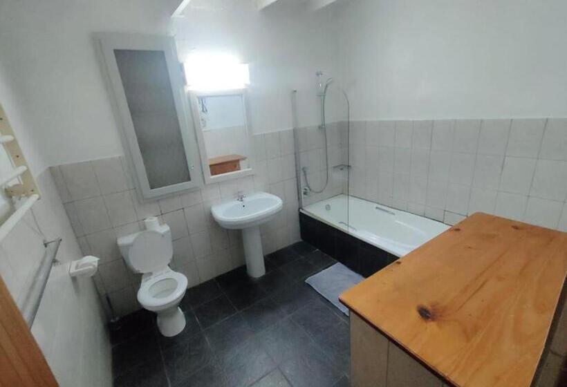 ベッドアンドブレックファースト Blue Mountain Farm Lodge, Cabins & Cottages