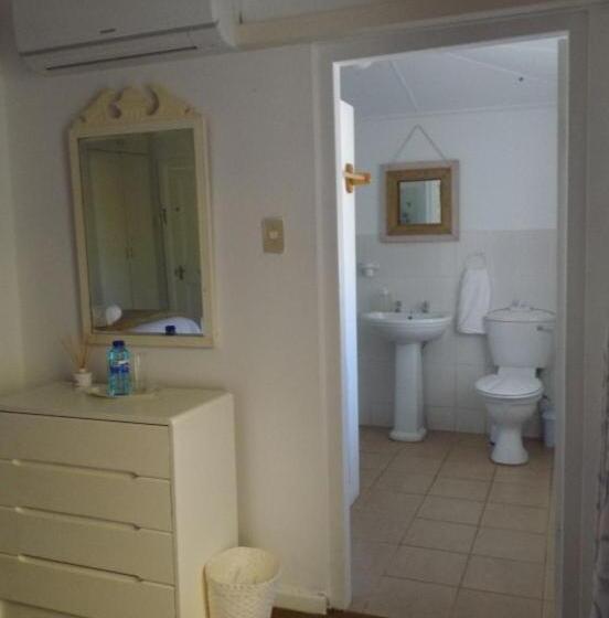 مبيت وإفطار Breeze Inn Guesthouse