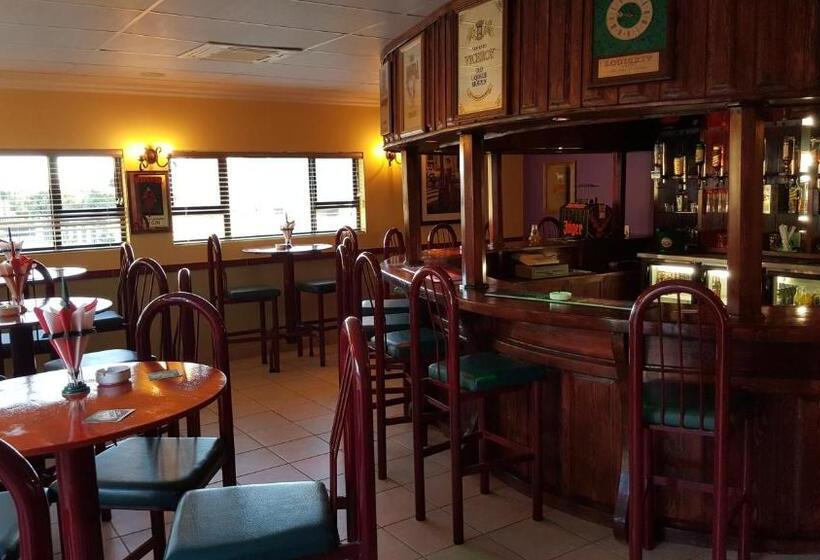 مبيت وإفطار Casa Bianca Guest Lodge