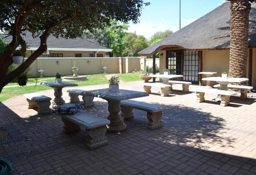 ベッドアンドブレックファースト Castello Guesthouse Vryburg