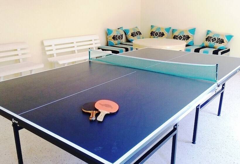 تختخواب و صبحانه Dar Saada Mirleft