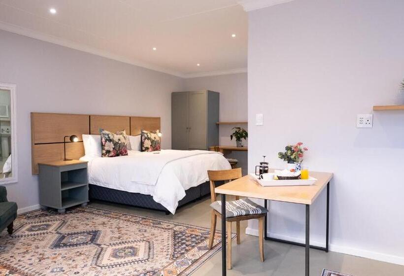 Bed and Breakfast Devereux Lodge