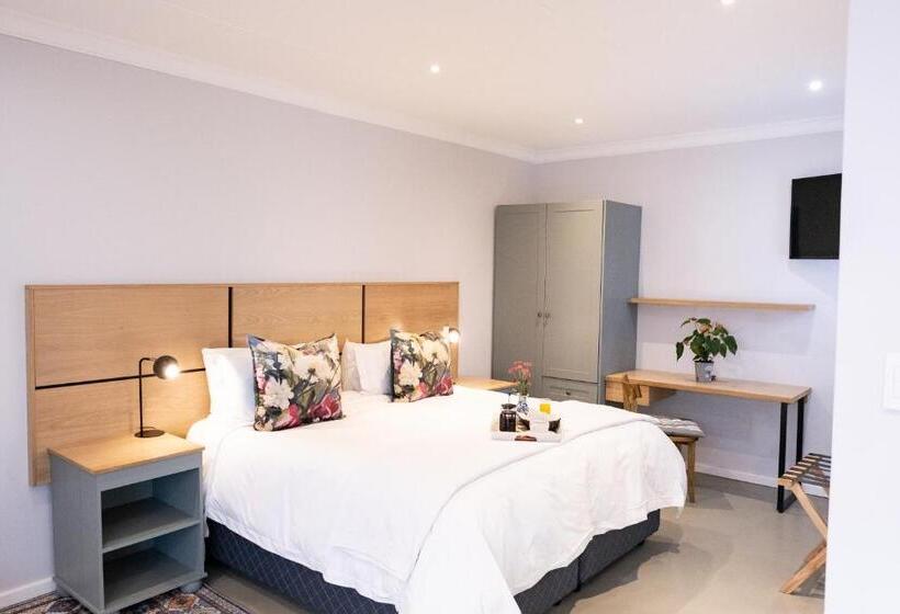 Bed and Breakfast Devereux Lodge