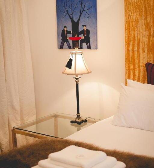 مبيت وإفطار Epistay