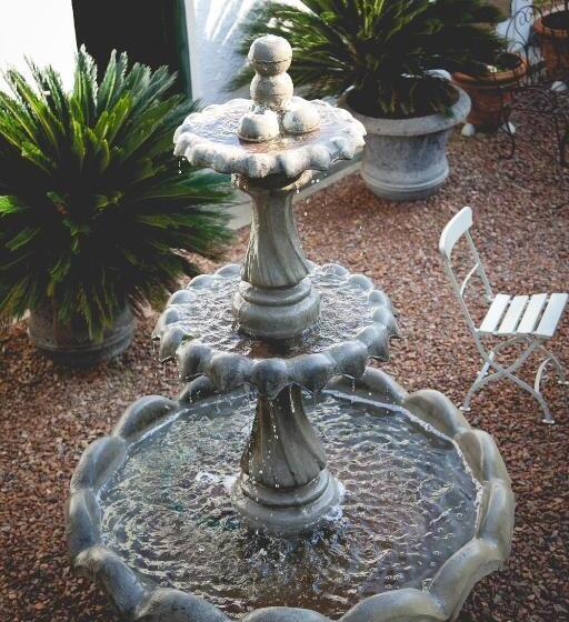 مبيت وإفطار Epistay