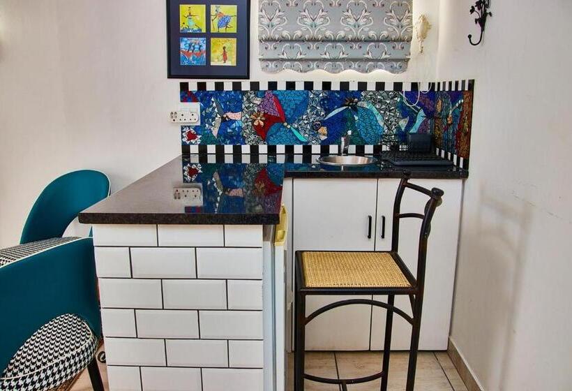 مبيت وإفطار Gilcrest Place Guest House