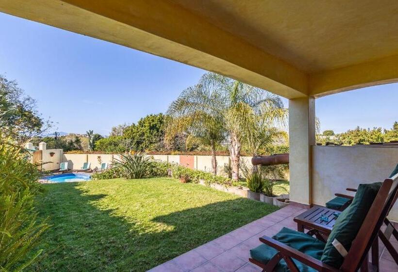 تختخواب و صبحانه Gästehaus Pinkepank