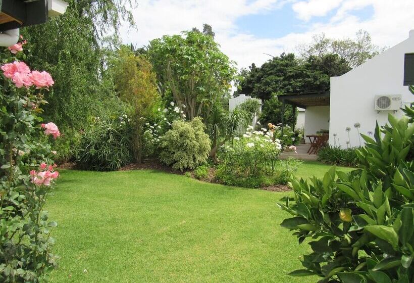 تختخواب و صبحانه Happy Lands Farmstay