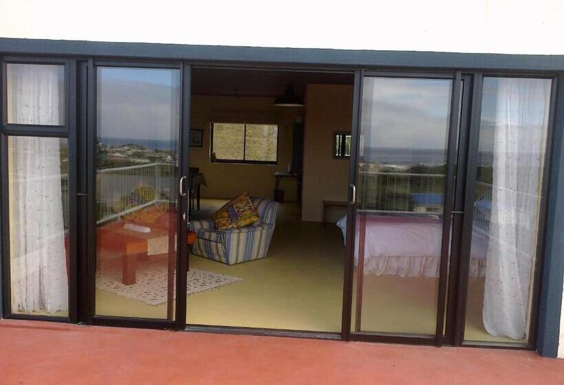 צימר Jack's Seaview Inn